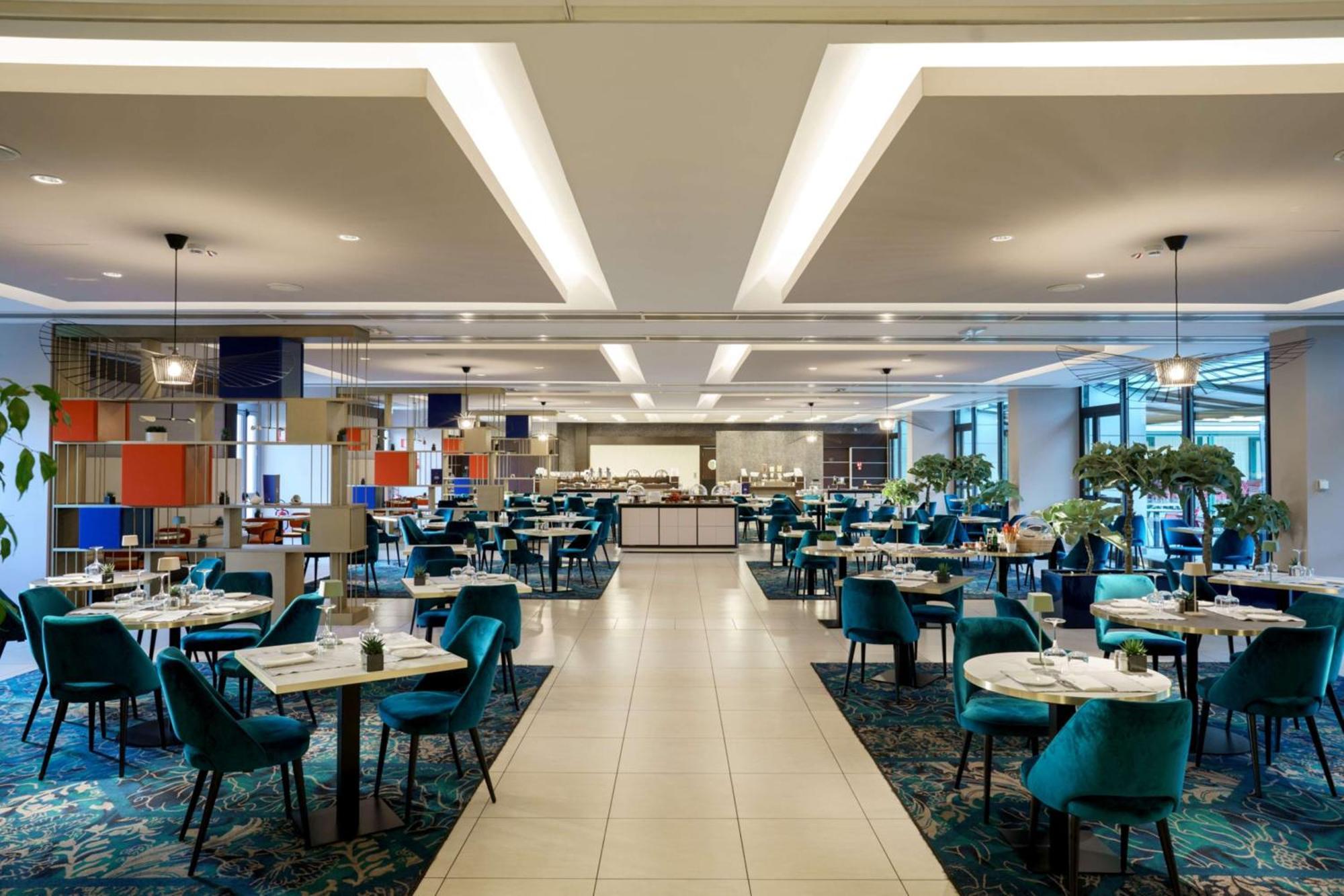 Doubletree By Hilton Milan Malpensa Solbiate Olona Hotel Exterior photo